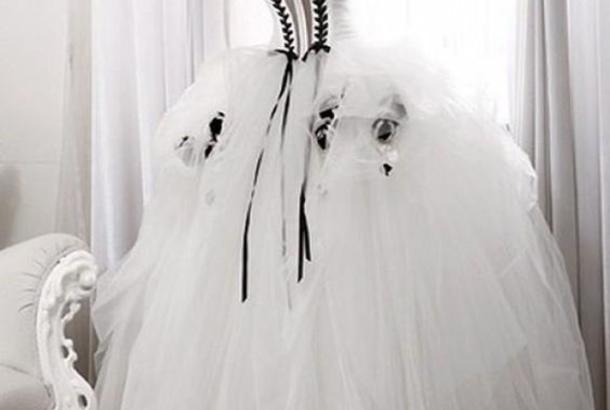 Свадебное платье или как белый цвет стал традиционным Свадебное платье Ульяновск каталог